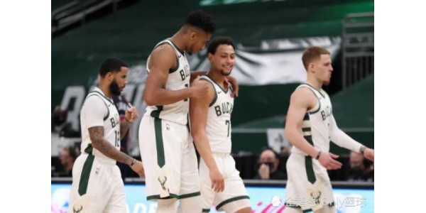 Milwaukee Bucks eliminaron a Miami Heat 4-0 para avanzar a la siguiente ronda